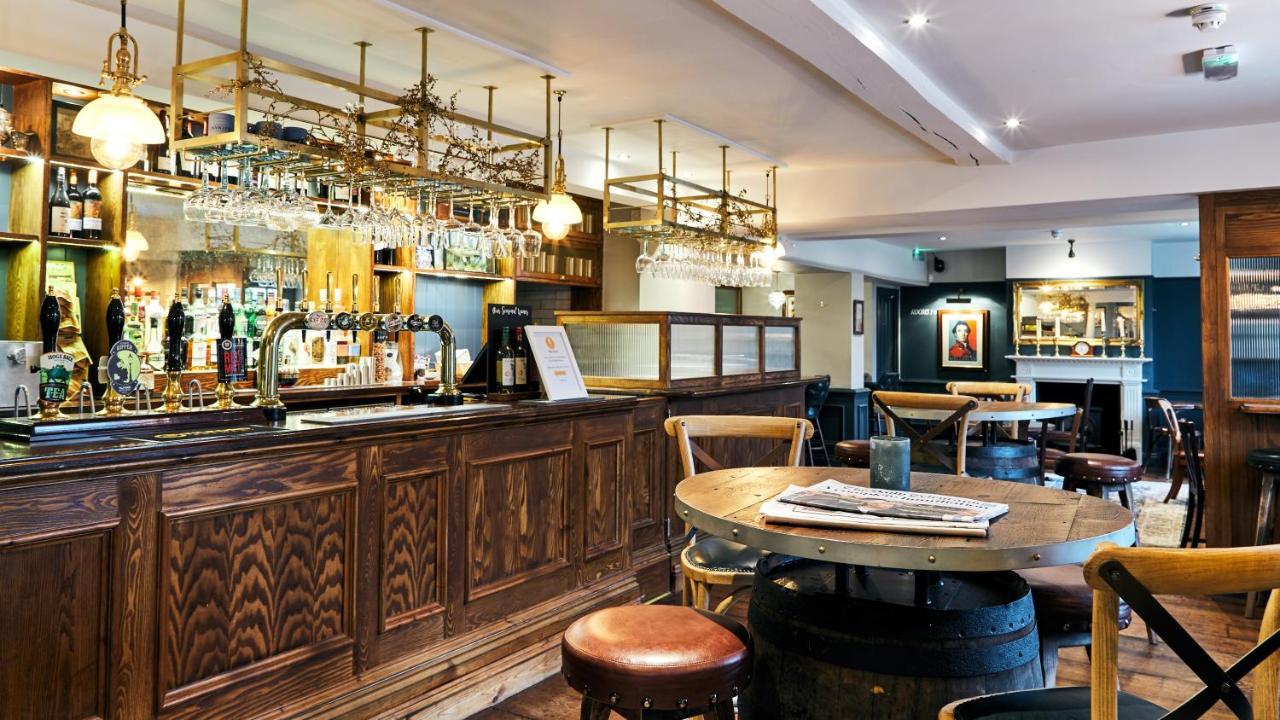 The Wellington Arms - Basingstoke-Reading Hotel Heckfield Kültér fotó